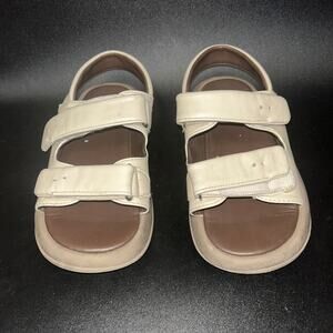 Unbranded Girls Cream Two-Strap Flat Sandals Youth Size 33 2